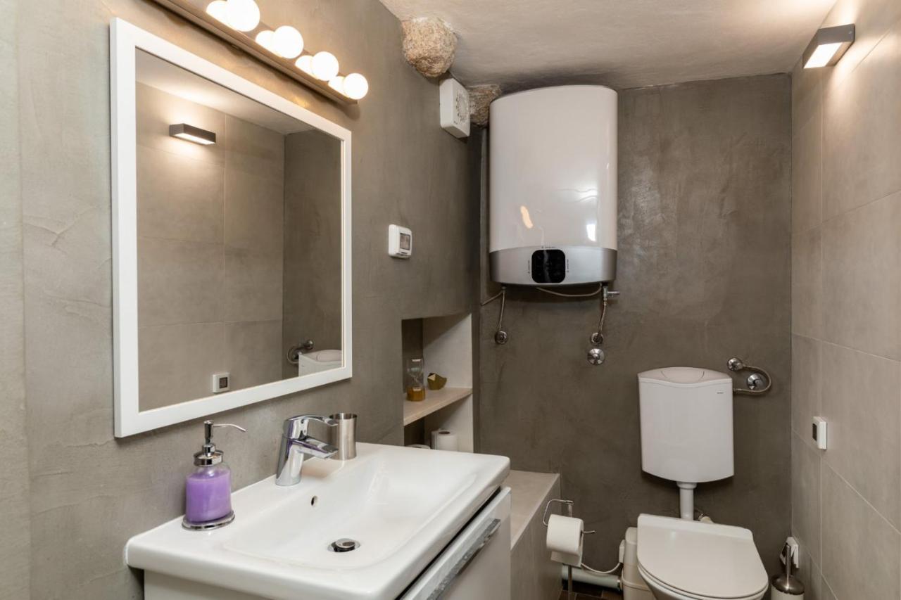 Private Accommodion Linda Studio ดูบรอฟนิก ภายนอก รูปภาพ