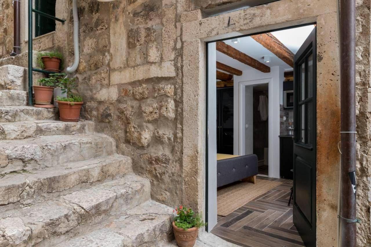 Private Accommodion Linda Studio ดูบรอฟนิก ภายนอก รูปภาพ